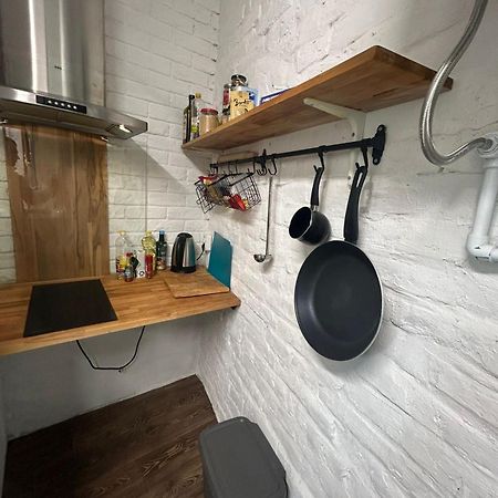 Private Apartament With Shared Bathroom เบลเกรด ภายนอก รูปภาพ